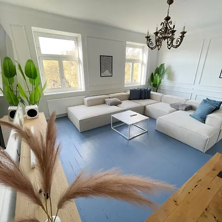 Luxurious 3 Bedroom Center Flat With Ac! Daire