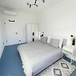 Luxurious 3 Bedroom Center Flat With Ac!