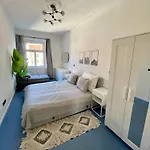 Luxurious 3 Bedroom Center Flat With Ac! * Graz