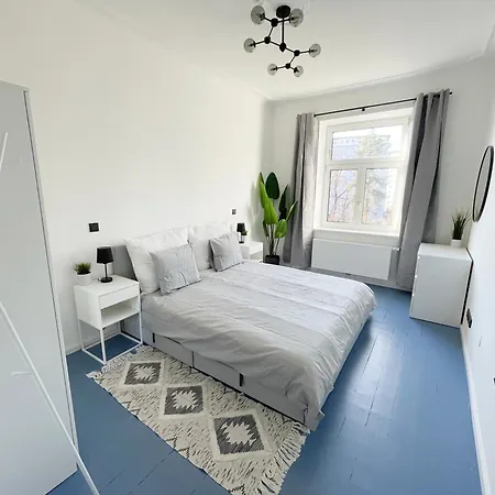 Appartement Luxurious 3 Bedroom Center Flat With Ac!